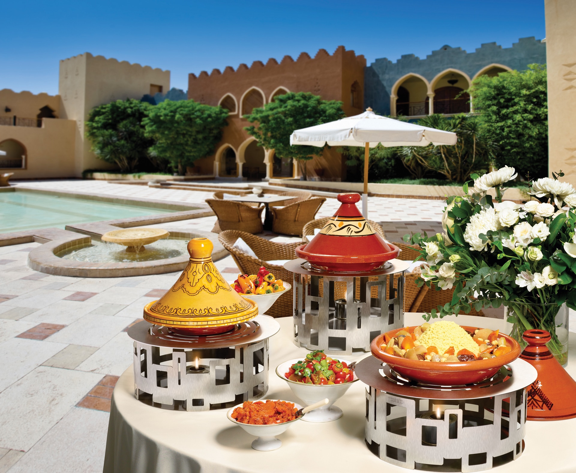rosseto-shapes-that-work-buffet-riser-set image 1
