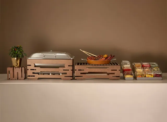rosseto-bronze-summer-dinner-reception-display-riser image 1