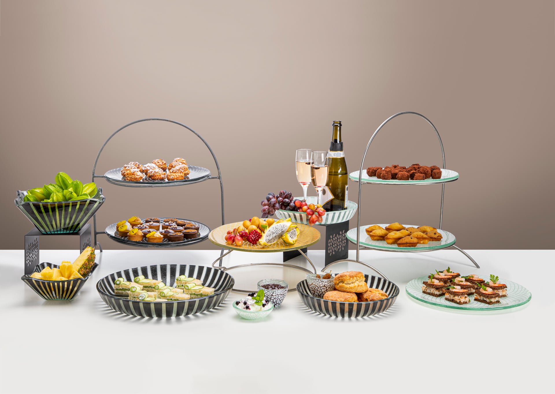 rosseto-gala-buffetst-nder-f-r-hors-d-oeuvres-catering image 1