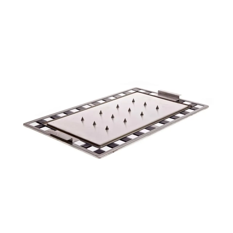 primeware-hot-trays-carvery-tablett-mosaik-schwarz-wei-mit-spikes image 1